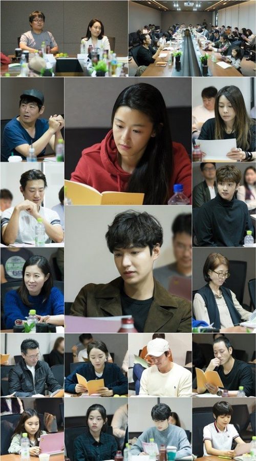 Para pemeran drama The Legend of the Blue Sea saat scriptreading pertama via soompi