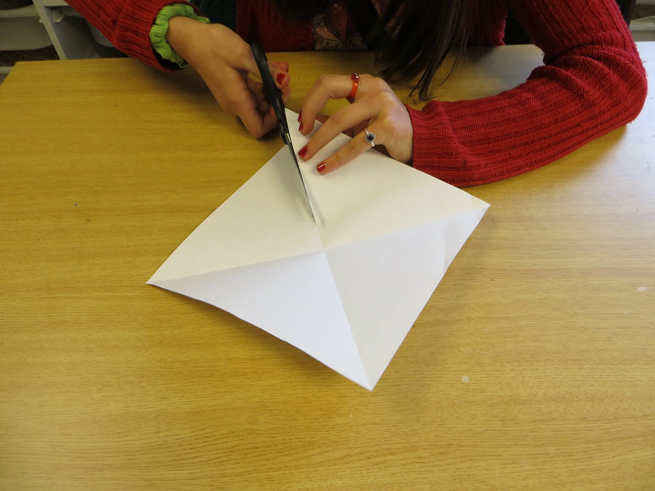 Cara membuat kincir angin dari kertas ( origami )